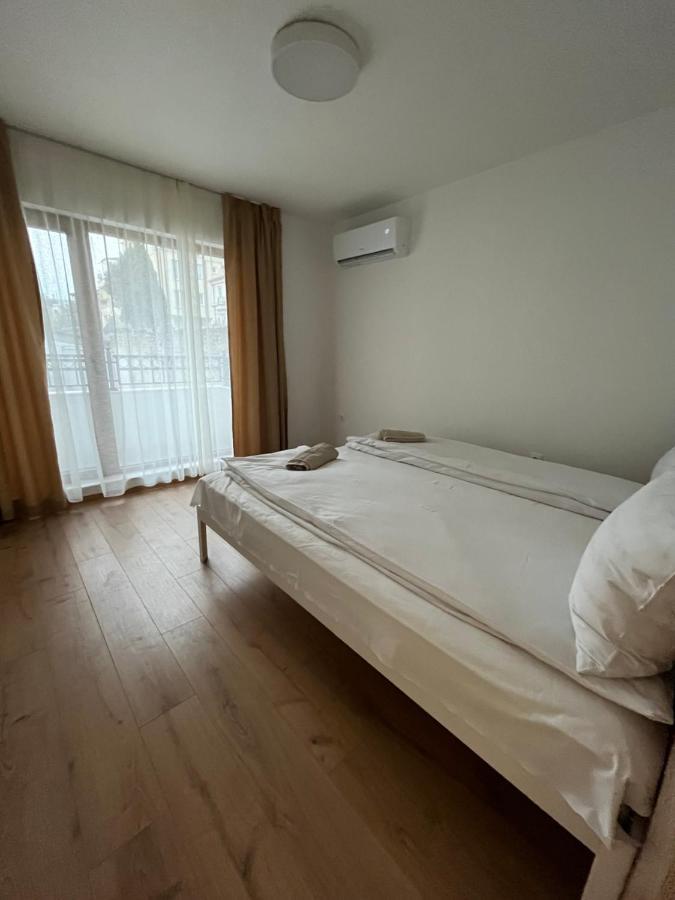 Kati Apartments Варна Екстериор снимка